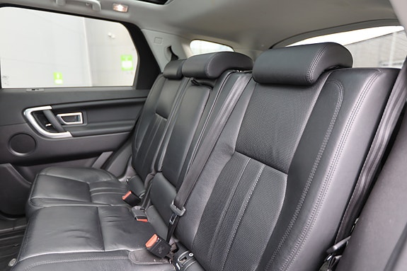Land Rover Discovery Sport 15 of 30