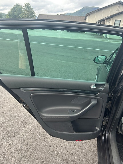 Volkswagen Golf V 22 of 23