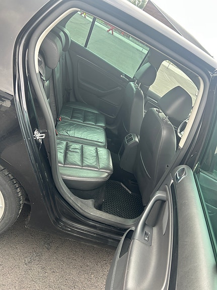 Volkswagen Golf V 18 of 23