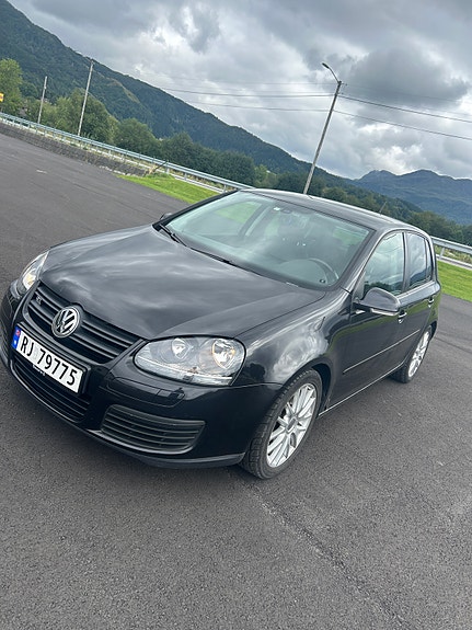 Volkswagen Golf V 6 of 23