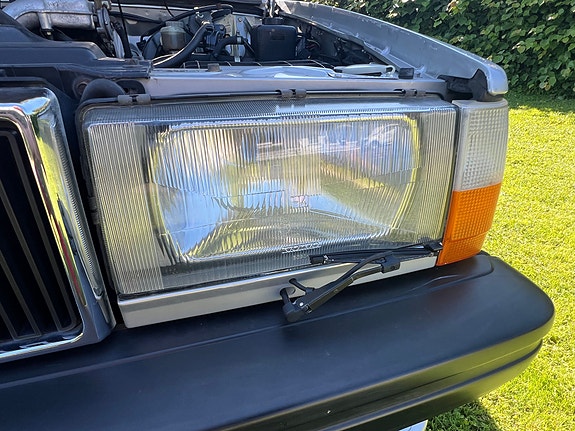 Volvo 740 9 of 30