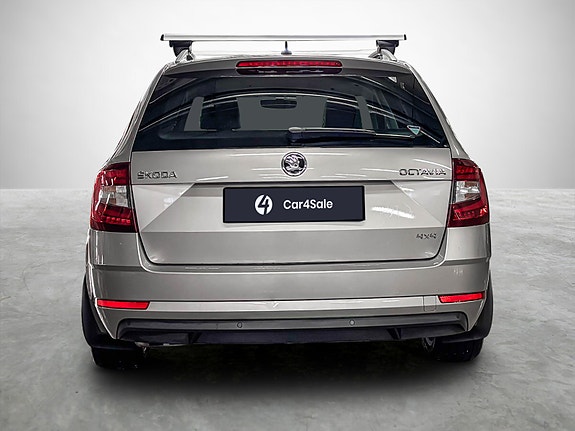 Skoda Octavia 4 of 5