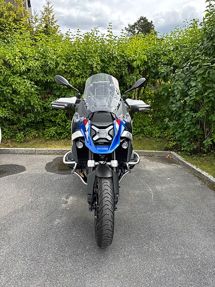 BMW R 1300 GS Trophy med masse ekstrautstyr - SOM NY! 2 of 29