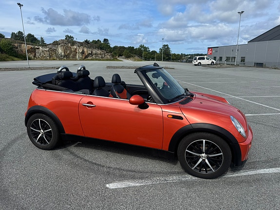 MINI Cooper 3 of 5