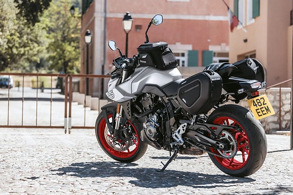 Suzuki GSX-8S Kampanjetilbud på utstillingsmodell. 6 of 6