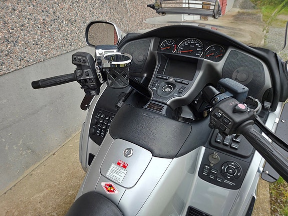 Honda GL 1800 Goldwing 3 of 10