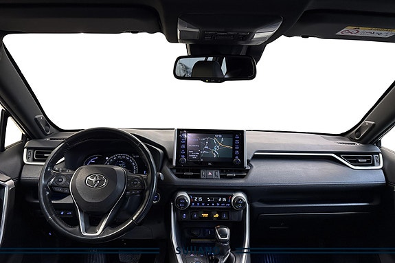 Toyota RAV4 9 of 22