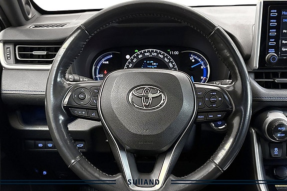 Toyota RAV4 10 of 22