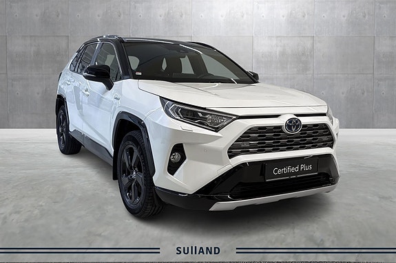Toyota RAV4 7 of 22
