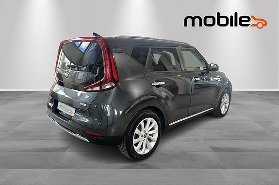 Kia e-Soul 3 of 5