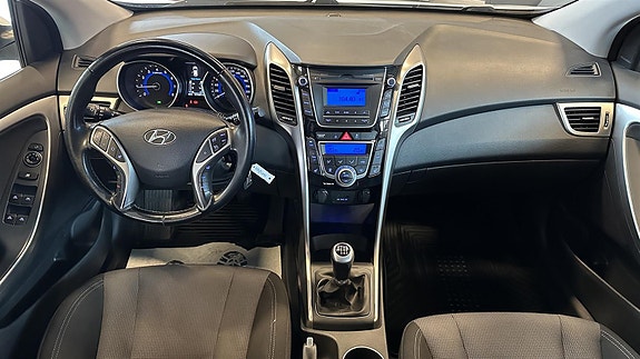 Hyundai i30 9 of 15