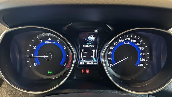 Hyundai i30 10 of 15