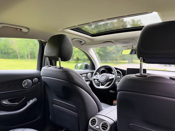 Mercedes-Benz GLC350 e 15 of 19