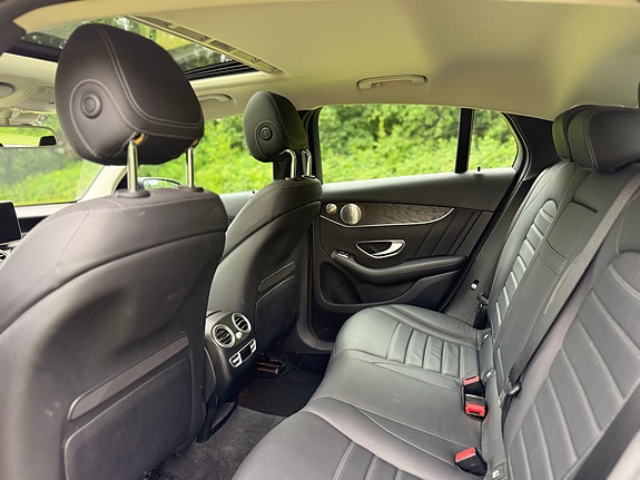 Mercedes-Benz GLC350 e 17 of 19