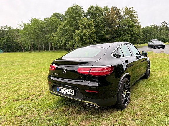 Mercedes-Benz GLC350 e 4 of 19