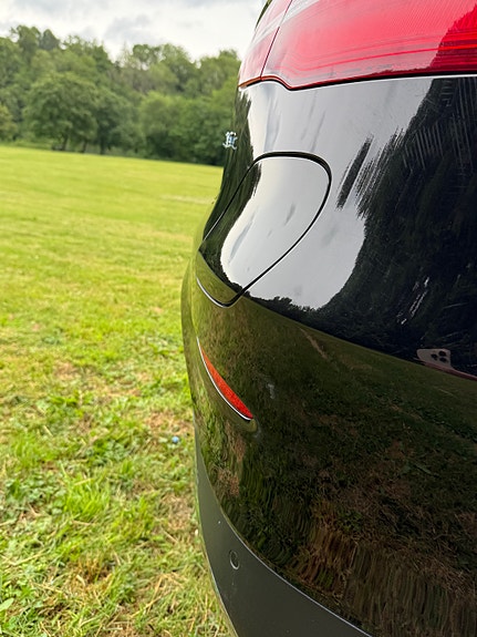 Mercedes-Benz GLC350 e 10 of 19
