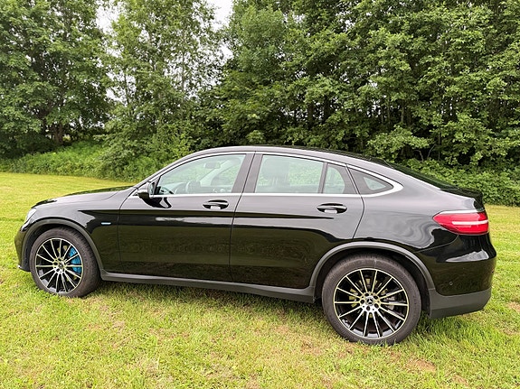 Mercedes-Benz GLC350 e 3 of 19