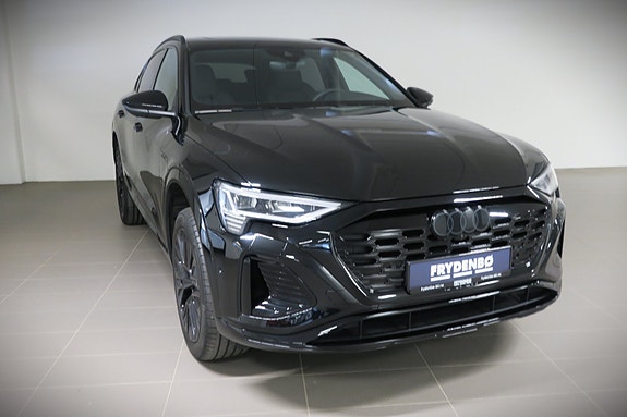 Audi Q8 e-tron 3 of 21