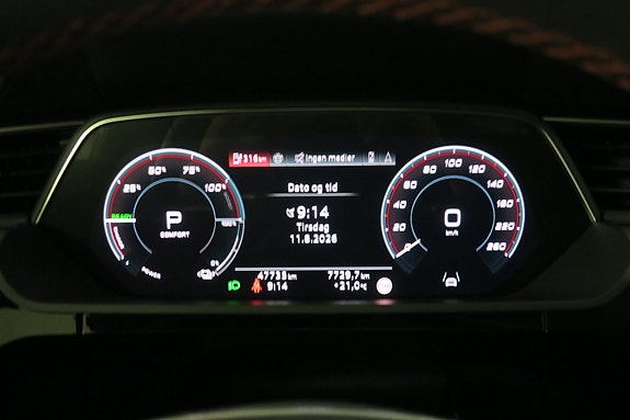 Audi Q8 e-tron 10 of 21