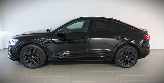 Audi Q8 e-tron 7 of 21