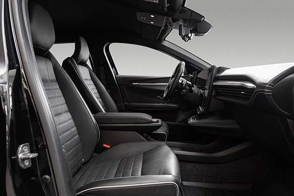 Renault Megane E-Tech 25 of 27