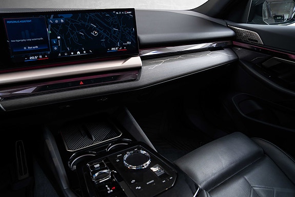 BMW i5 16 of 30