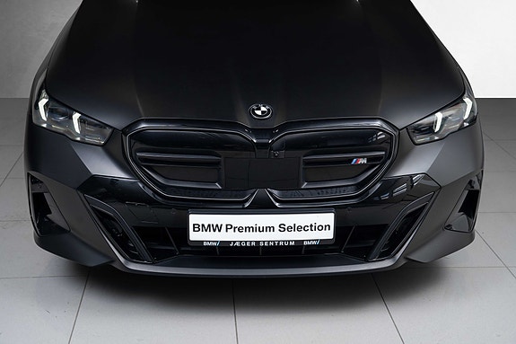 BMW i5 5 of 5