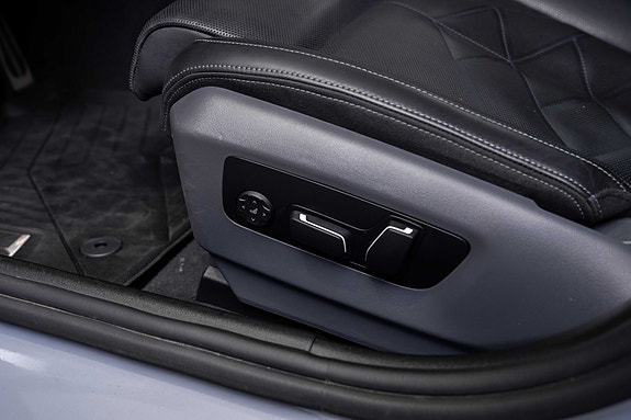 BMW i5 26 of 30