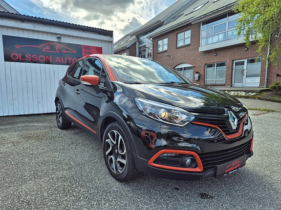 Renault Captur 2 of 5