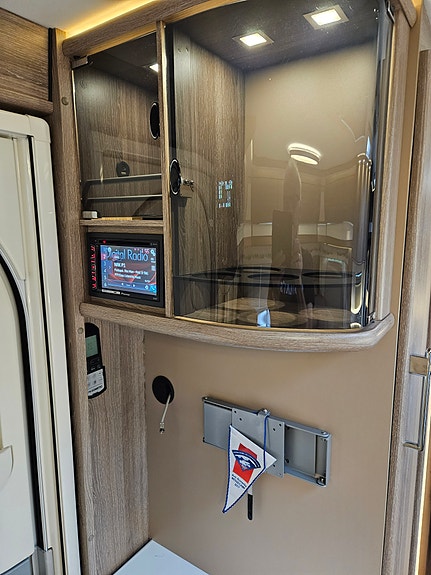 KABE 740 ROYAL TDL KS  E5 18 of 30