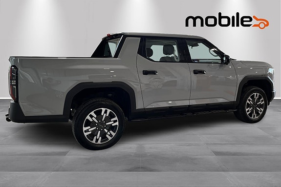 Maxus eTerron9 2 of 5