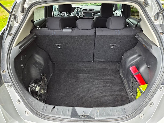 Nissan Leaf 13 of 13