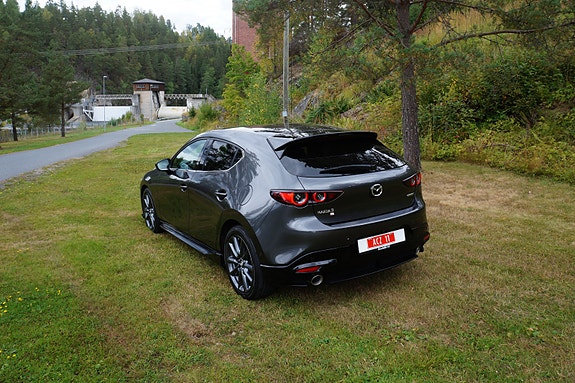 Mazda 3 5 of 5