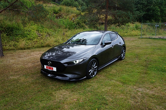 Mazda 3 2 of 5