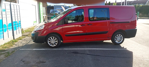 Peugeot Expert 2 of 5