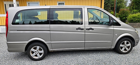 Mercedes-Benz Vito 111 2 of 5