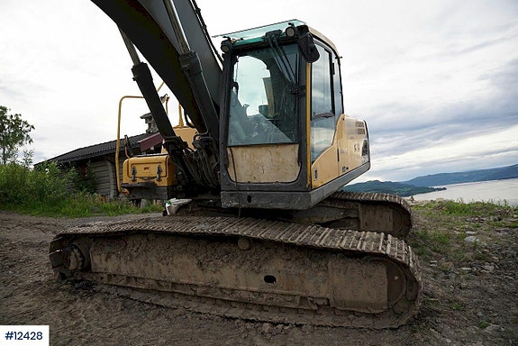 Volvo EC240CL Beltegraver med 2 skuffer 10 of 30