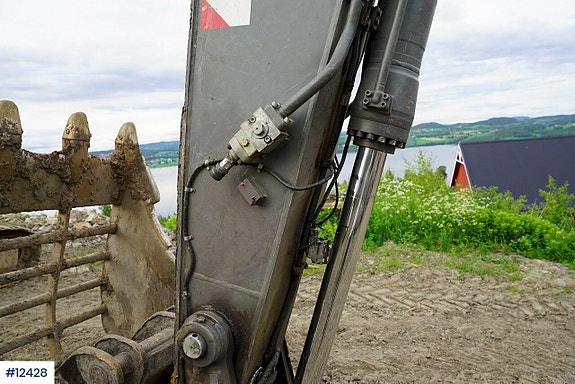 Volvo EC240CL Beltegraver med 2 skuffer 23 of 30