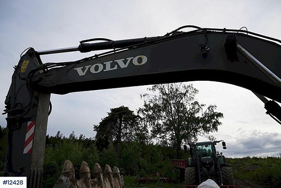 Volvo EC240CL Beltegraver med 2 skuffer 19 of 30