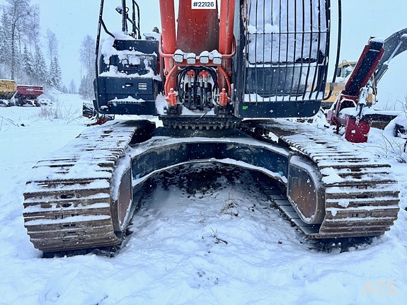 Hitachi ZX300LC-6 Beltegraver m/ Graveskuffe. 18 of 30