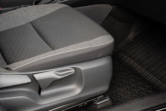 Toyota Yaris Cross 29 of 30