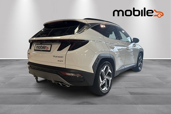 Hyundai Tucson 3 of 5
