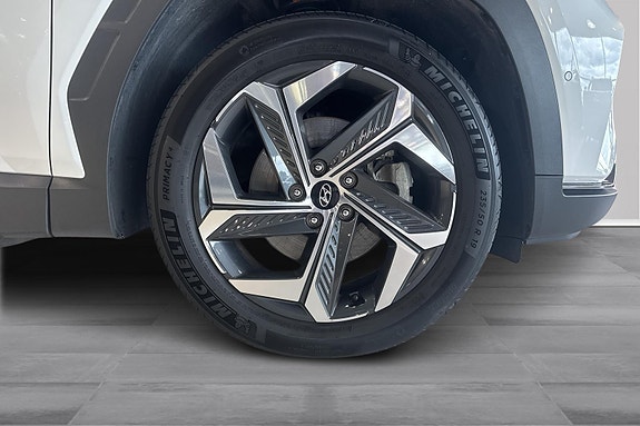 Hyundai Tucson 24 of 24