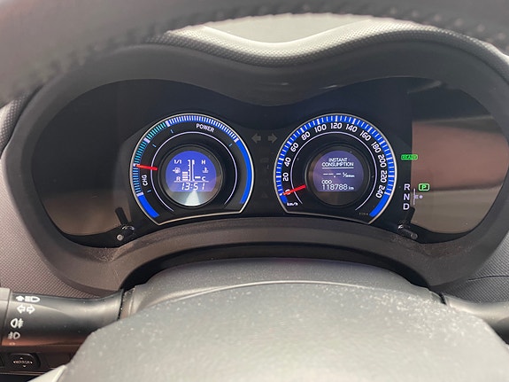 Toyota Auris 22 of 28