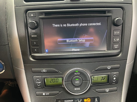 Toyota Auris 18 of 28