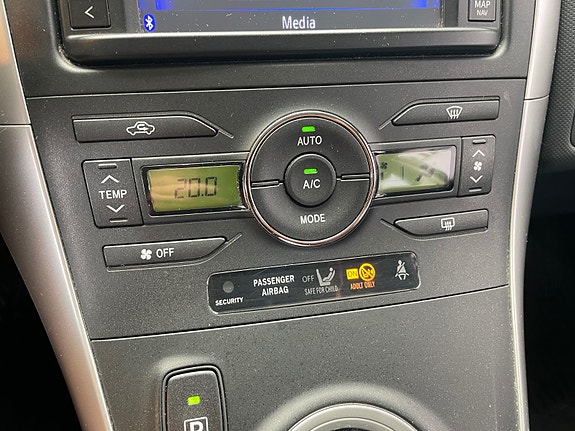 Toyota Auris 20 of 28
