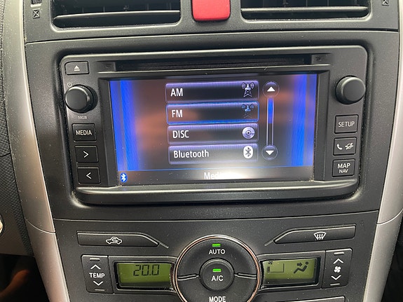 Toyota Auris 19 of 28