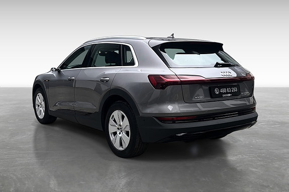 Audi e-tron 5 of 5