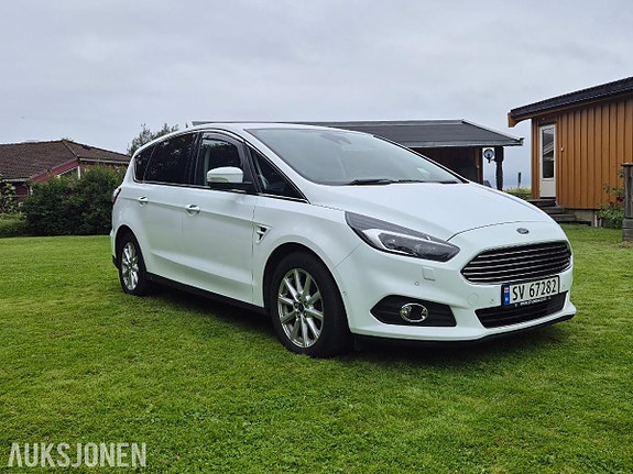 Ford S-MAX 3 of 5