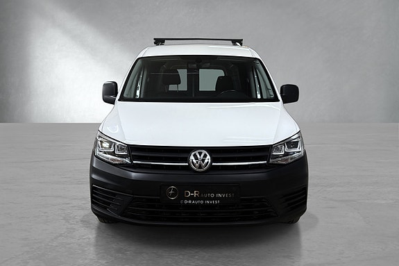 Volkswagen Caddy Maxi 2 of 5